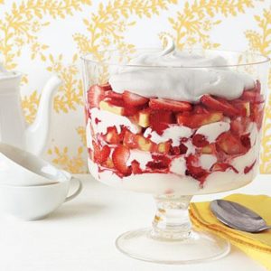 lemon-strawberry-trifle-l